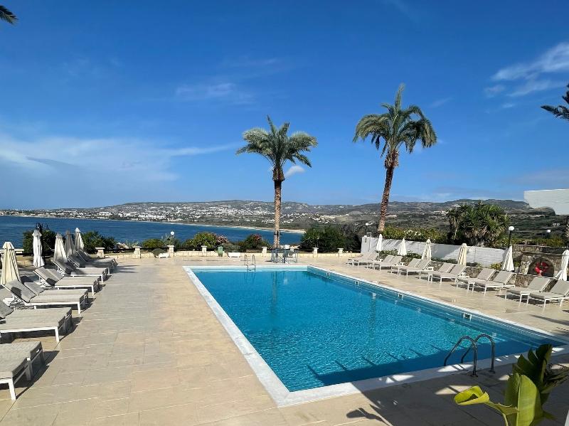 Vrachia Beach Hotel & Suites - Adults Only - Havuz