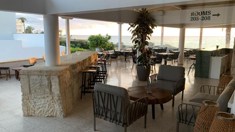 Vrachia Beach Hotel & Suites - Adults Only - Teras