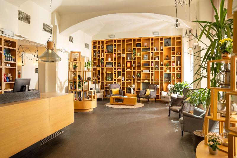 INNSiDE by Meliá Prague Old Town - Lobi