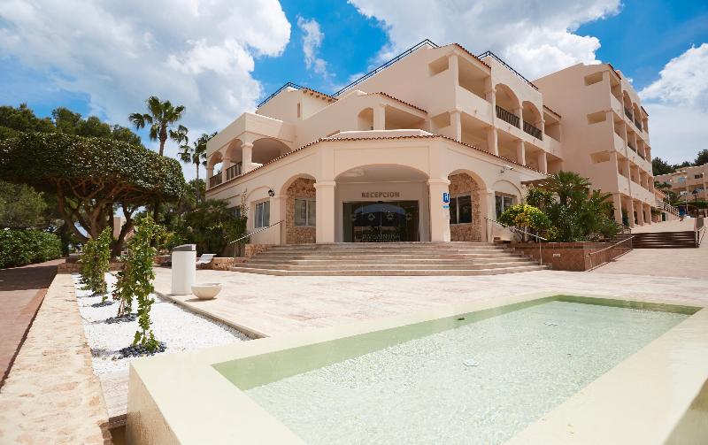 Invisa Hotel Club Cala Blanca - Genel