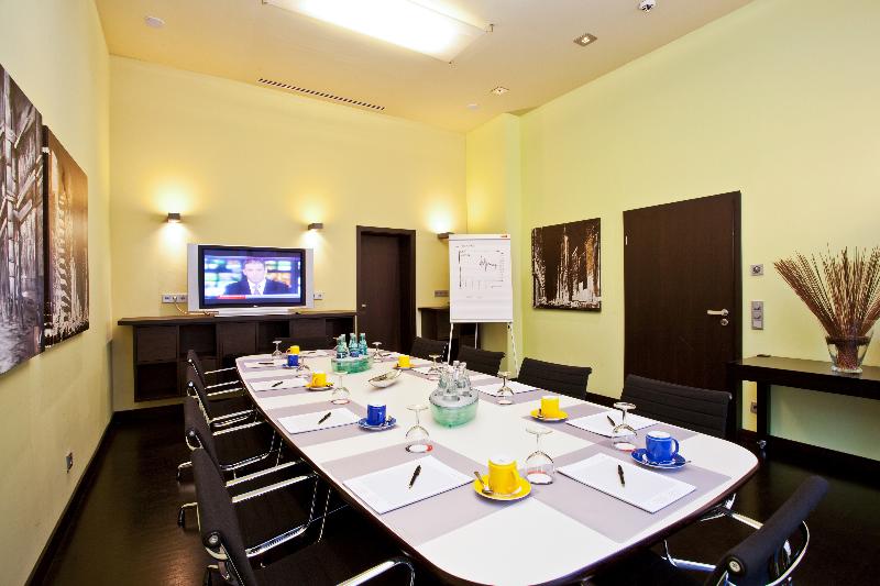 Hotel Asahi Duesseldorf - Toplantı