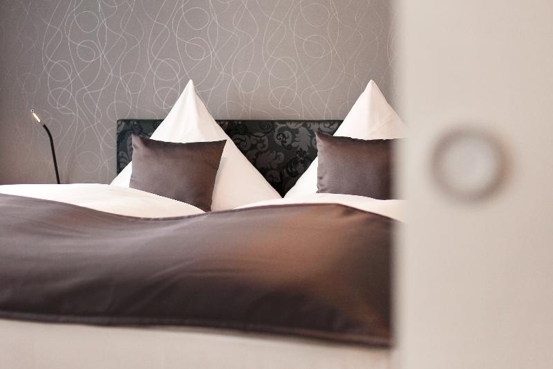 Hotel Asahi Duesseldorf - Oda