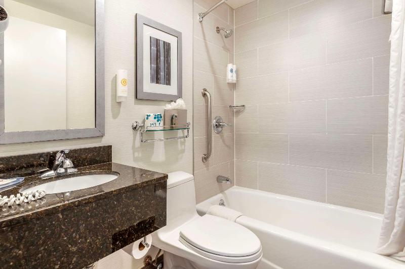 Times Square West Hotel, BW Signature Collection - Oda