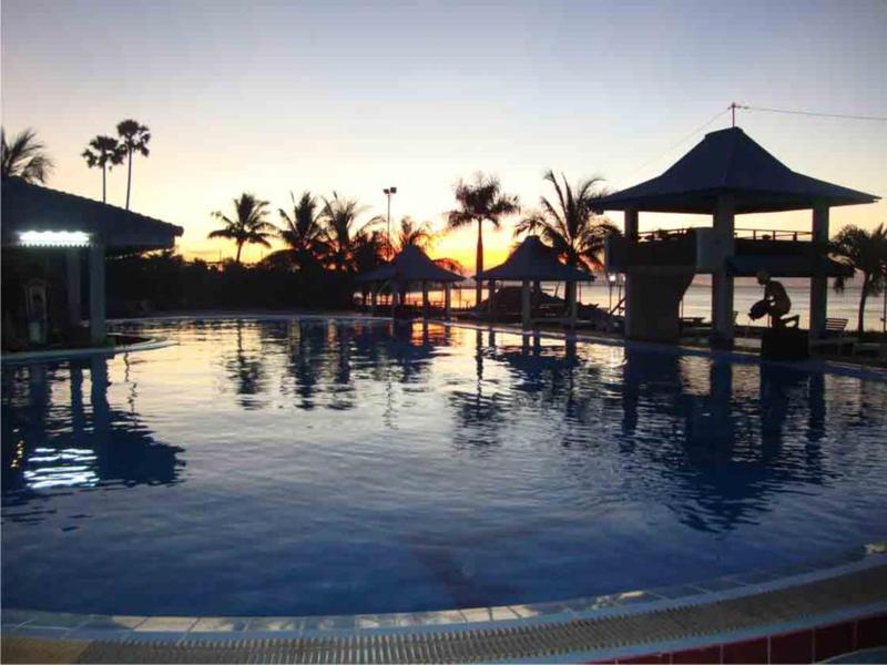 Swiss-Belinn Kristal Kupang Hotel - Havuz