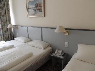Bahn Hotel Dusseldorf fotoÄŸrafÄ±