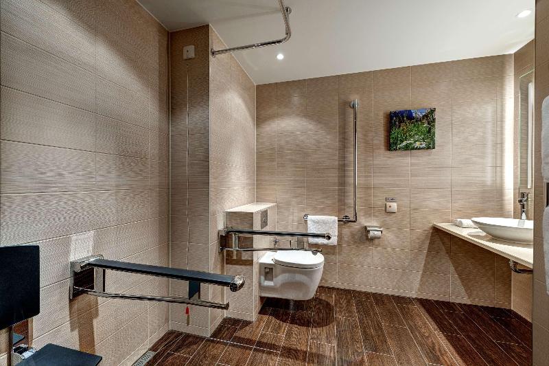 Hilton Garden Inn Davos - Oda