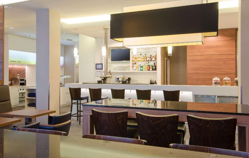 Hampton Inn Nuremberg City Centre - Bar
