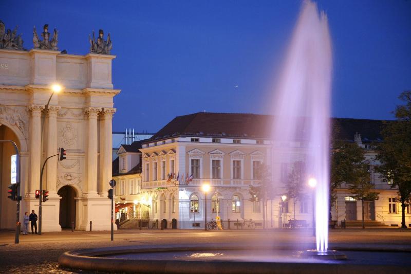 Hotel Brandenburger Tor Potsdam - Genel