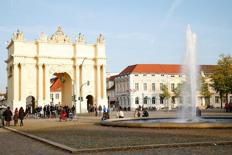 Hotel Brandenburger Tor Potsdam - Genel