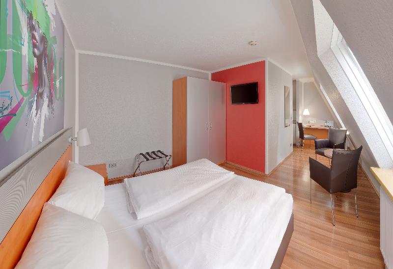 attimo Hotel Stuttgart - Oda