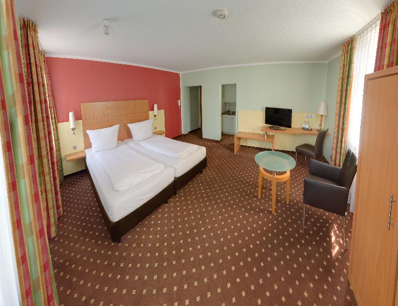 attimo Hotel Stuttgart - Oda
