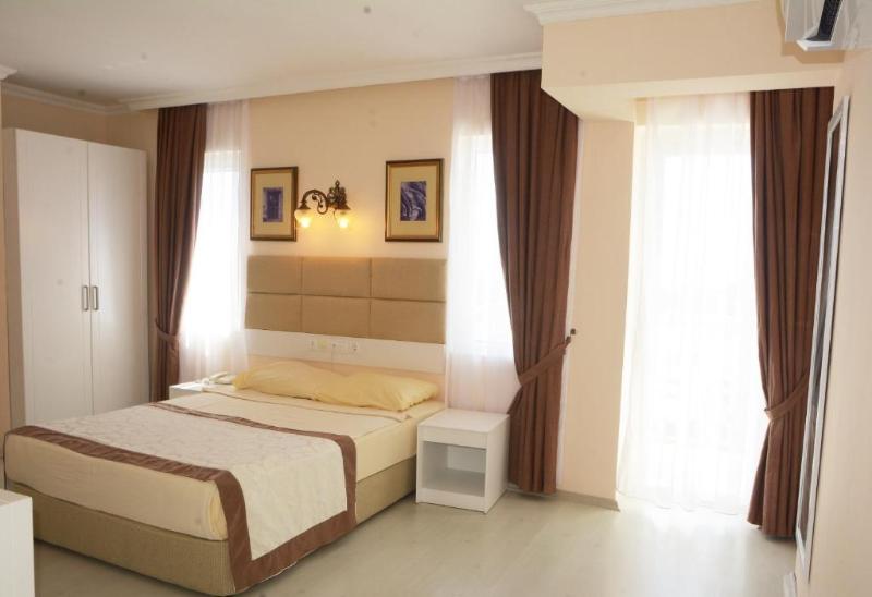 Grand Mir'Amor Hotel - Oda
