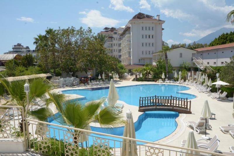 Grand Mir'Amor Hotel - Havuz