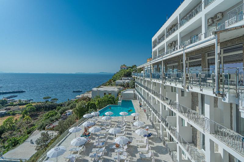 Mary Hotel - Genel