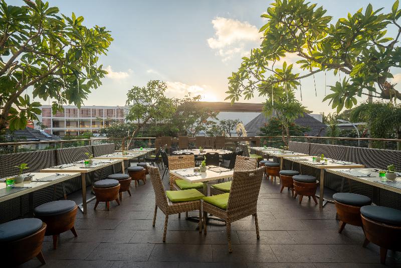 EDEN Hotel Kuta Bali - Restoran