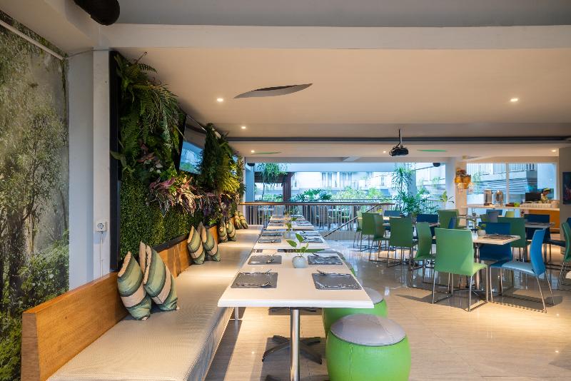 EDEN Hotel Kuta Bali - Restoran
