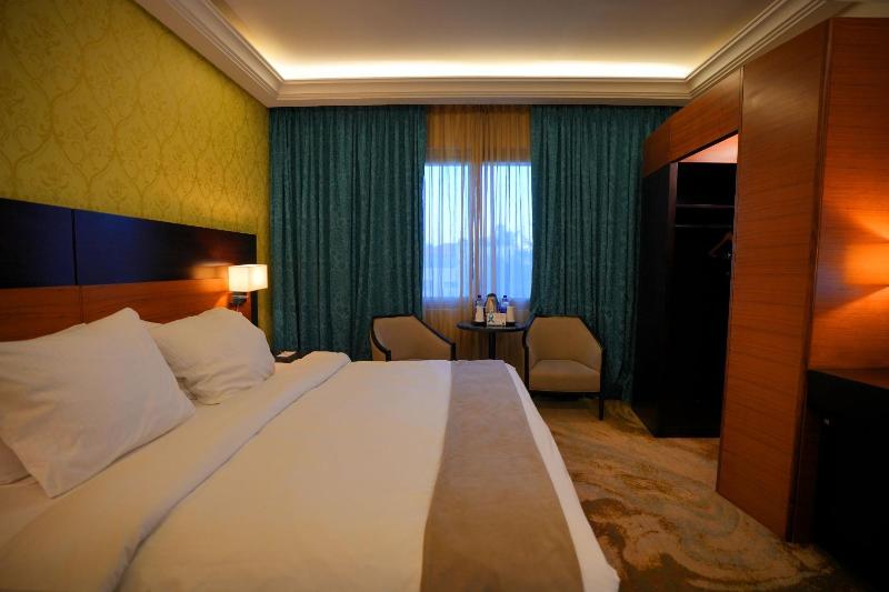 Corp Amman Hotel - Oda
