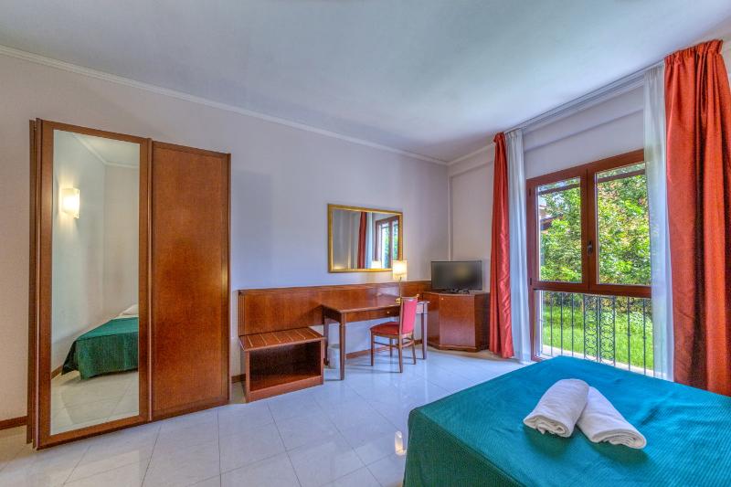 Le Torri Hotel - Oda