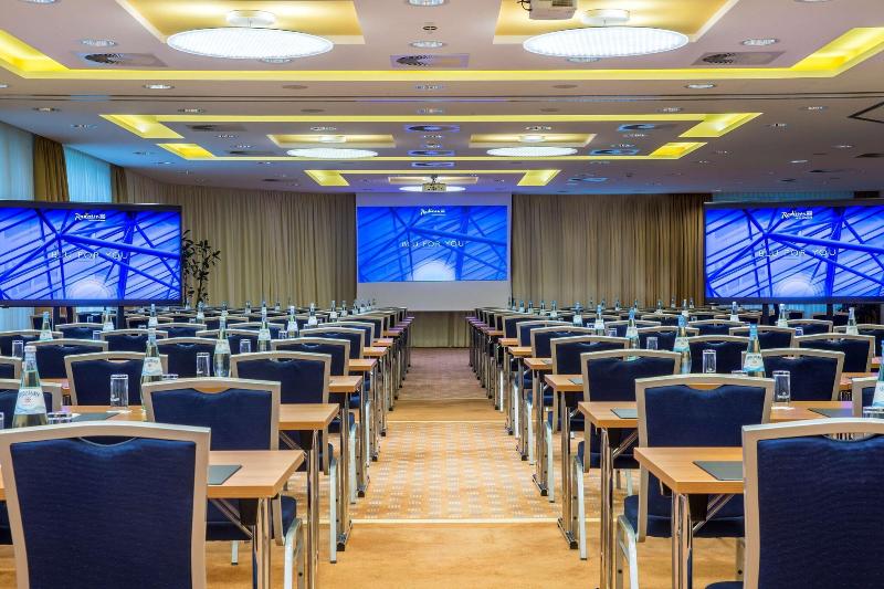 Radisson Blu Hotel Karlsruhe - Toplantı