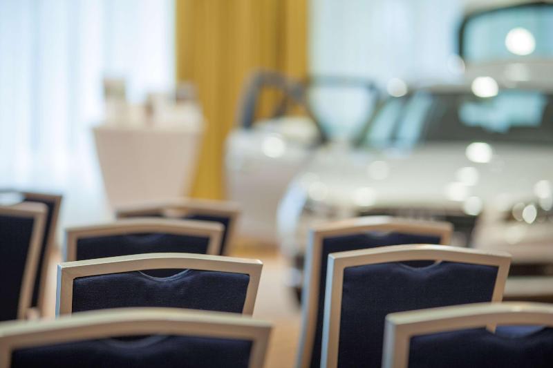 Radisson Blu Hotel Karlsruhe - Genel