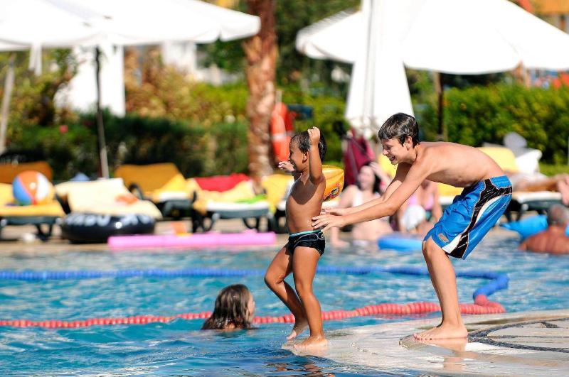 Reef Oasis Blue Bay Resort - Havuz