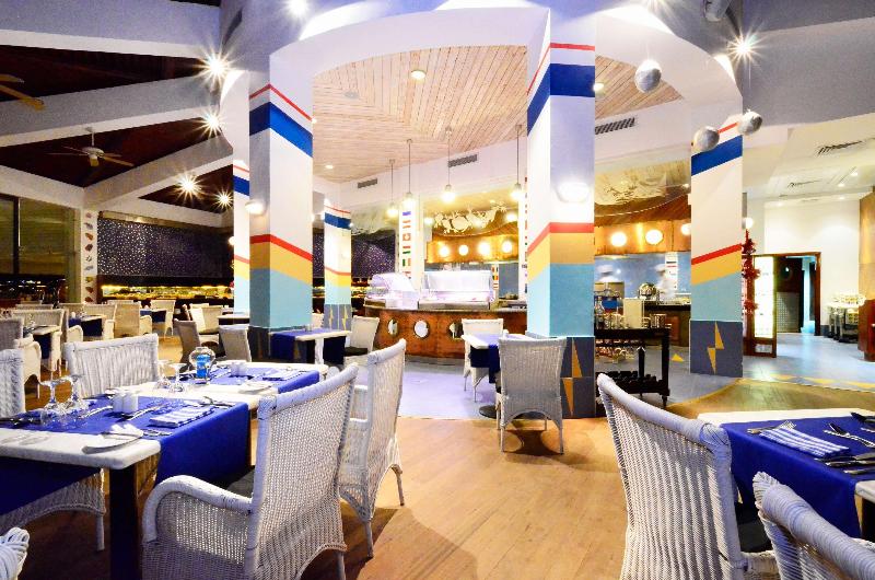 Reef Oasis Blue Bay Resort - Restoran