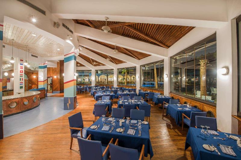 Reef Oasis Blue Bay Resort - Restoran