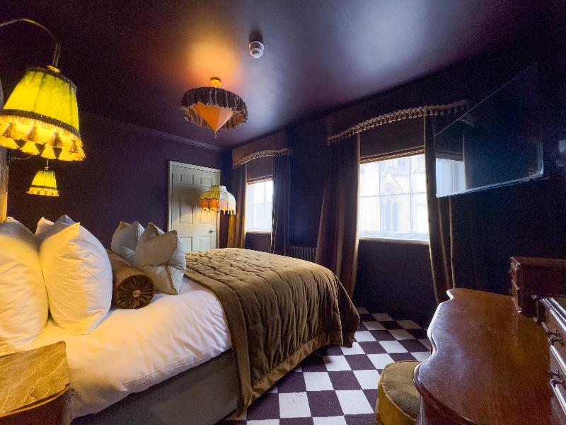 Guy Fawkes Inn - Oda