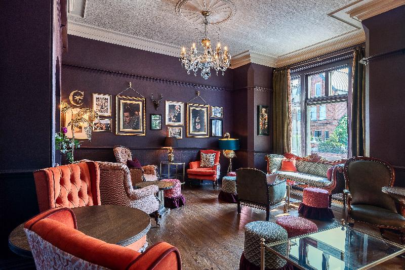 Hotel Clementine - Lobi