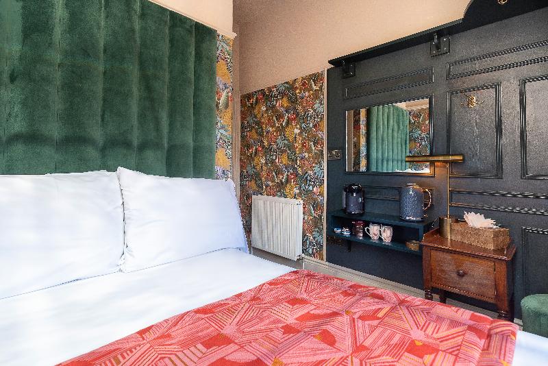 Hotel Clementine - Oda