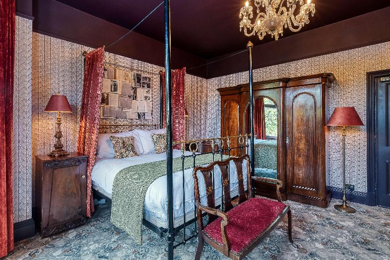 Hotel Clementine - Oda