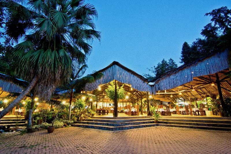 Home Phutoey River Kwai Resort - Restoran