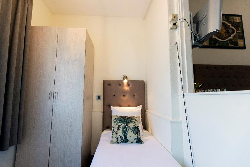 Quentin England Hotel - Oda
