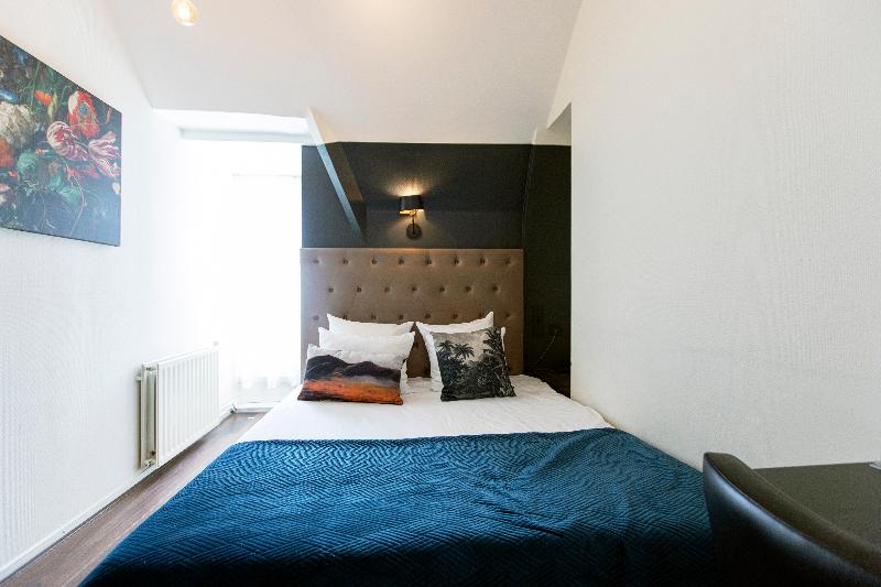 Quentin England Hotel - Oda
