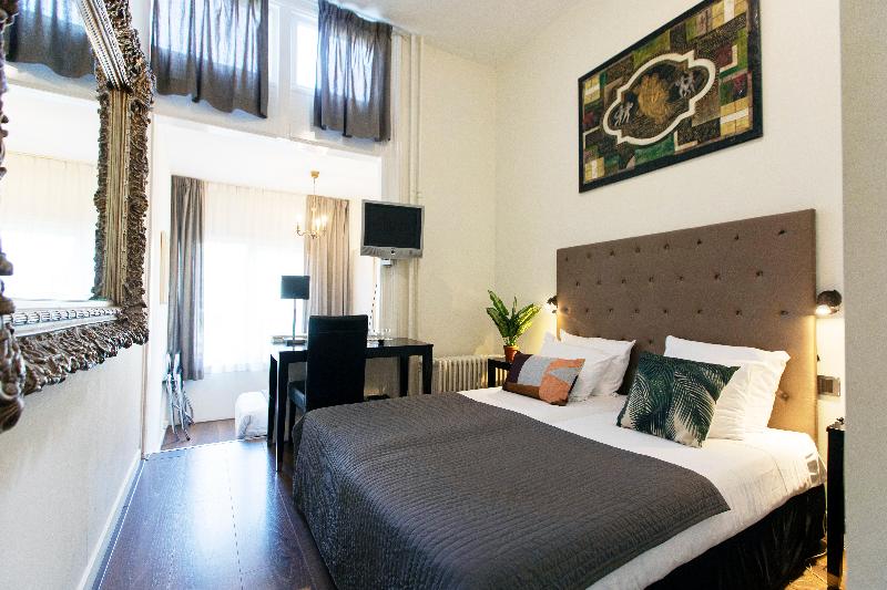 Quentin England Hotel - Oda