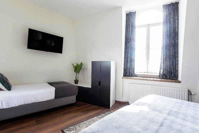 Quentin Amsterdam Hotel - Oda