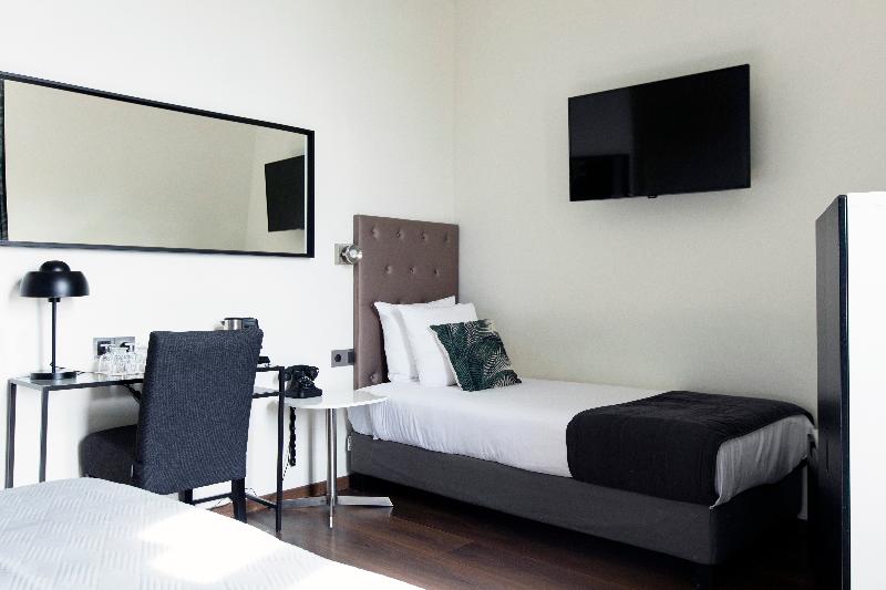 Quentin Amsterdam Hotel - Oda
