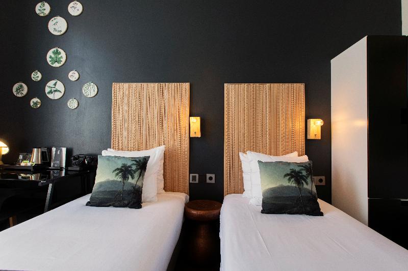 Quentin Amsterdam Hotel - Oda