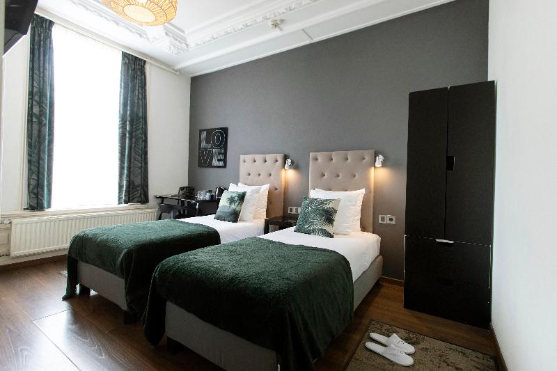 Quentin Amsterdam Hotel - Oda