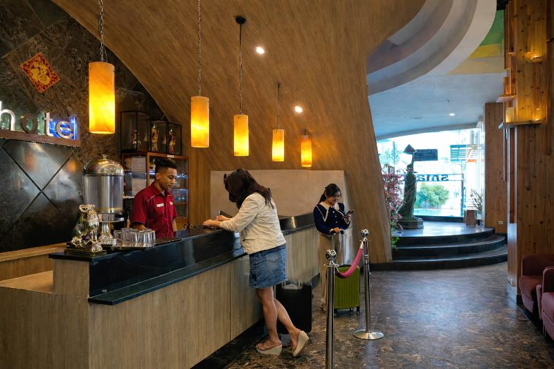 Smart Hotel Thamrin Jakarta - Lobi