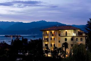 Flora Hotel