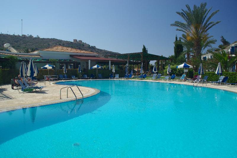 Hylatio Tourist Village - Havuz