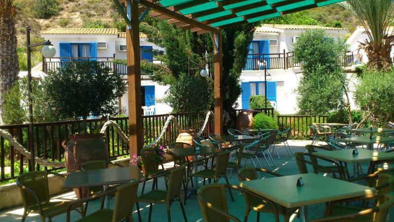 Hylatio Tourist Village - Restoran