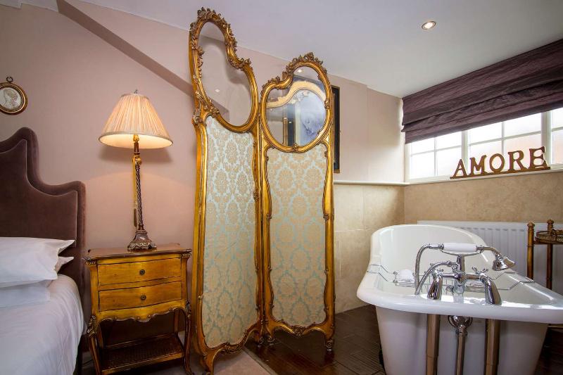 Black Horse Inn - Genel