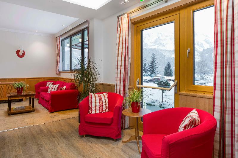 Alpine Club Resort - Lobi