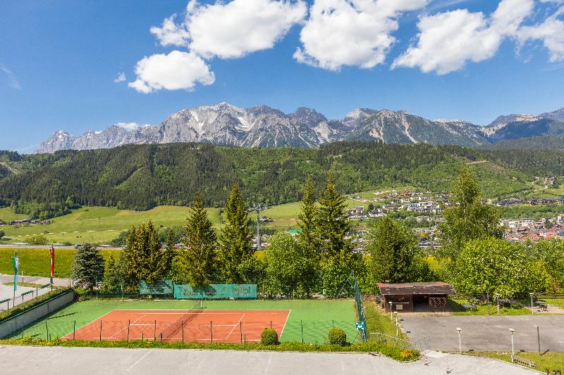 Alpine Club Resort - Aktivite