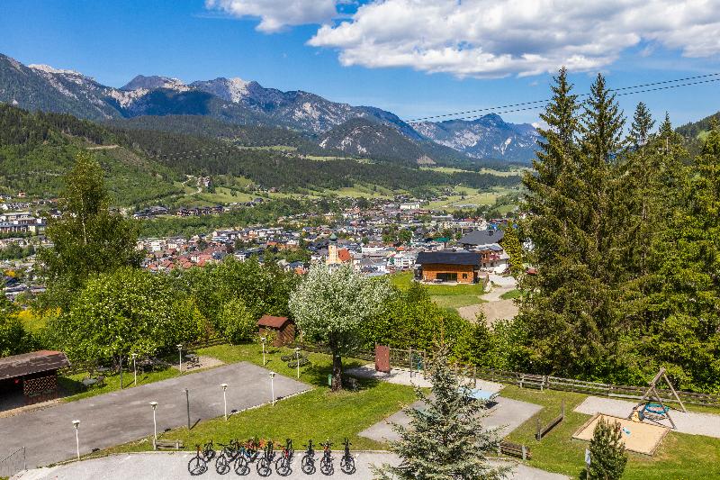 Alpine Club Resort - Genel