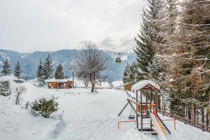 Alpine Club Resort - Genel