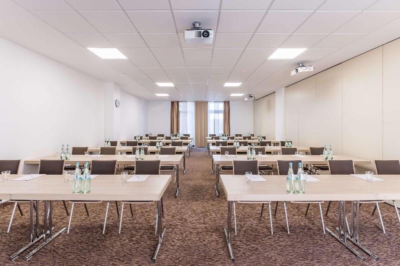 Park Inn by Radisson Gottingen - Toplantı