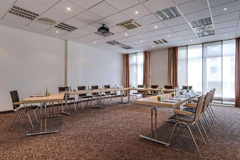 Park Inn by Radisson Gottingen - Toplantı